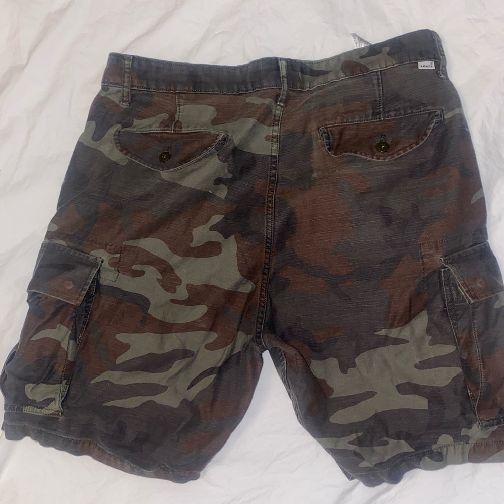Mens levi Strauss camp cargo shorts size w34